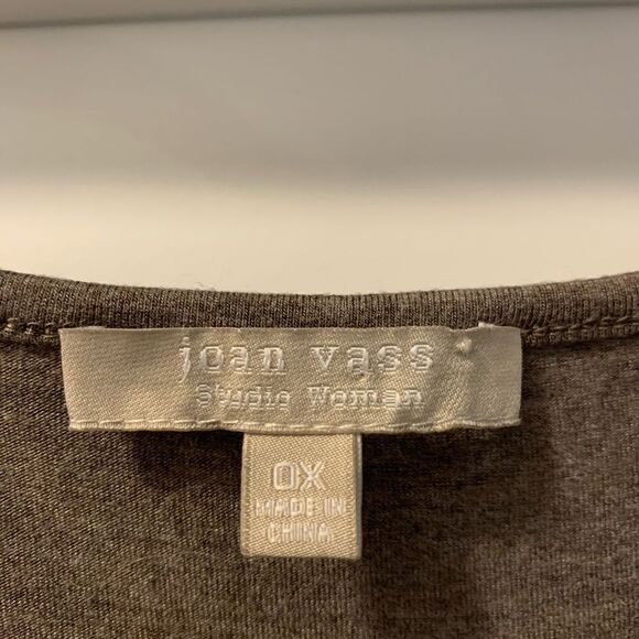 Joan Vass Solid Mushroom Taupe Tunic Size 0X   3/4 Sleeves - Picture 2 of 5